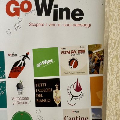 Moscato vs. Bollicine. Un confronto serrato sul ring di GoWINE.